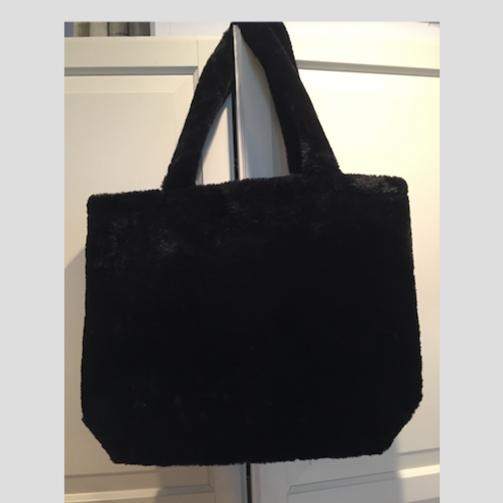 BRAND NEW * Faux Fur Black Shoulder Bag (Tote)